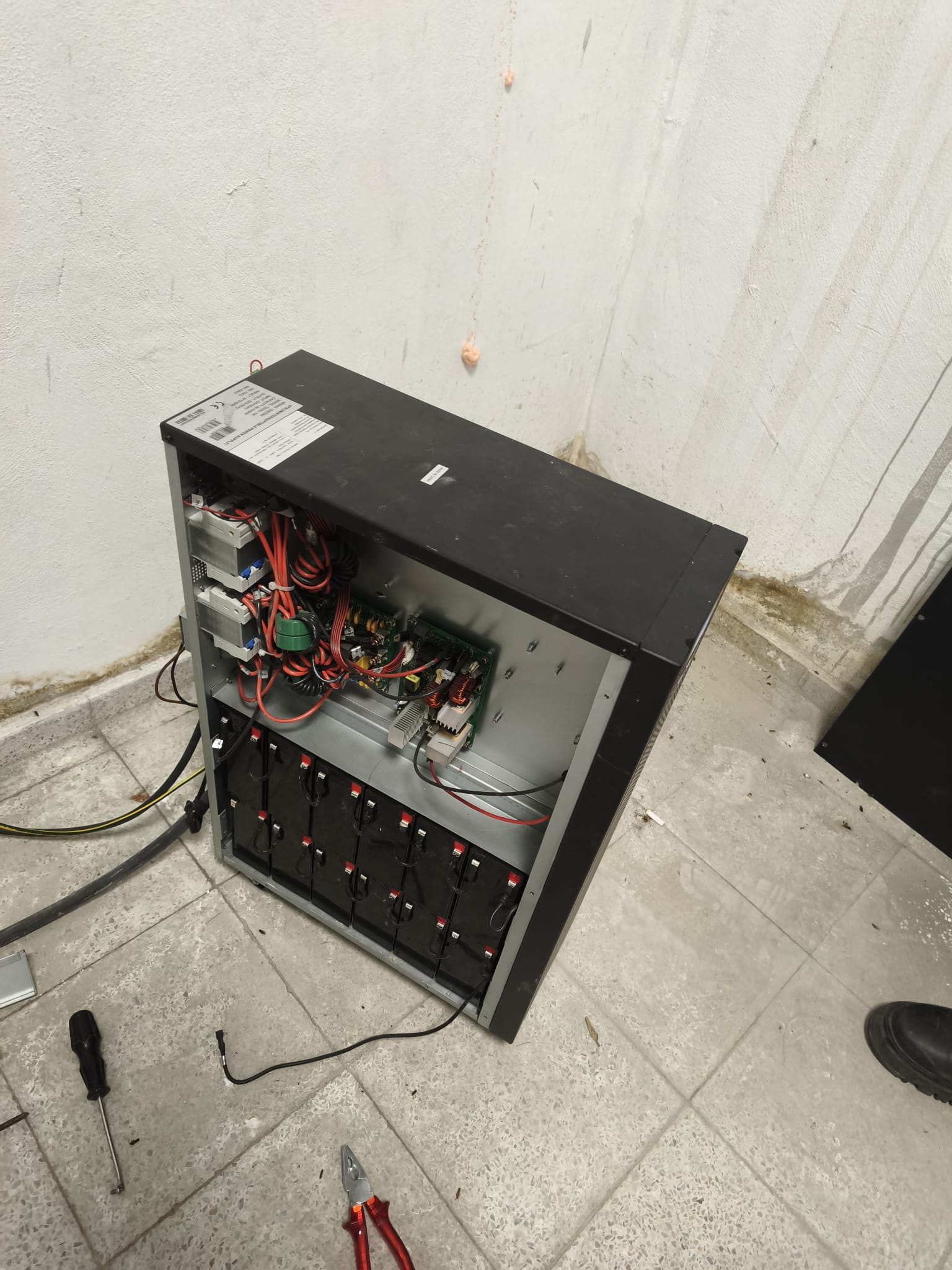 UPS bakımı — GDK Elektrik
